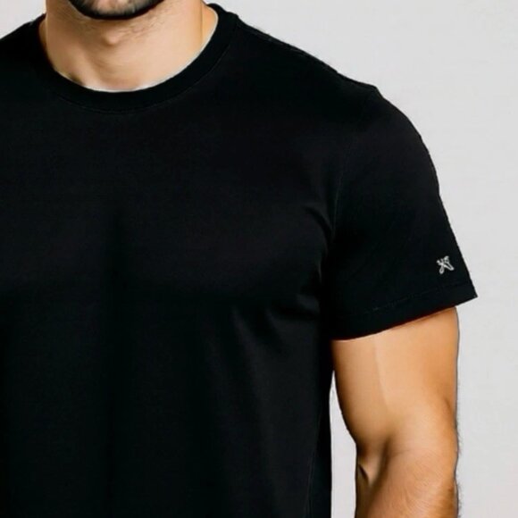NWOT Kenneth Cole Active Workout Wear Shirt Mens M 4-Way Stretch Tech Tee Black - Picture 2 of 4